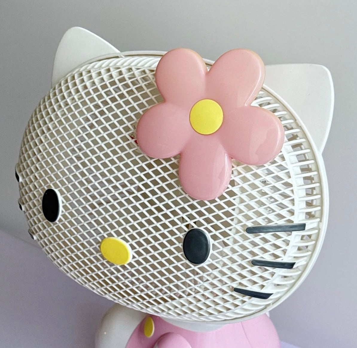 Sanrio Hello Kitty Electric Fan