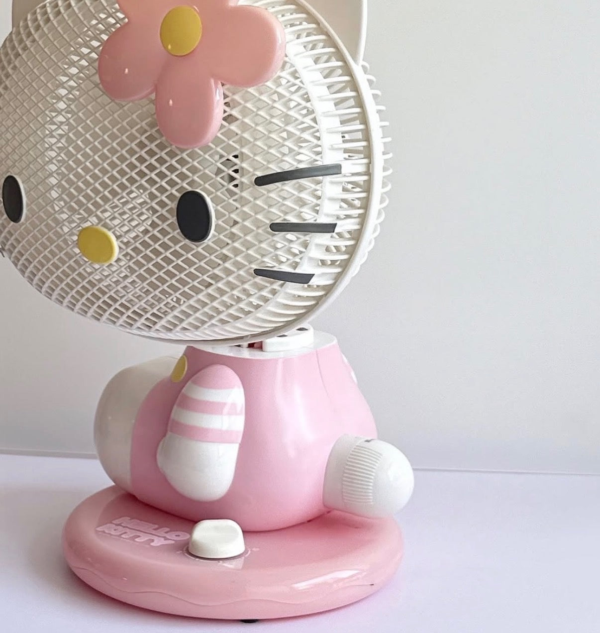 Sanrio Hello Kitty Electric Fan